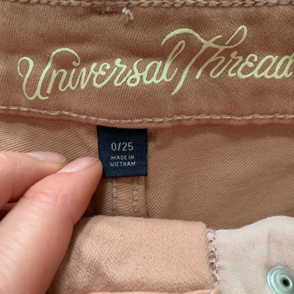 NWT Universal Thread Shorts - Picture 3 of 5